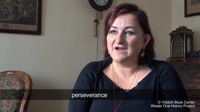Elementary Knowledge of Yiddish from Grandmother’s “German” Vocabulary смотреть онлайн