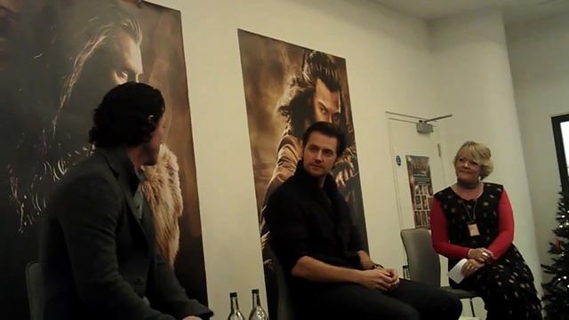 Richard Armitage and Luke Evans at Waterstones Piccadilly (Part 2) - 06/12/2013 смотреть онлайн