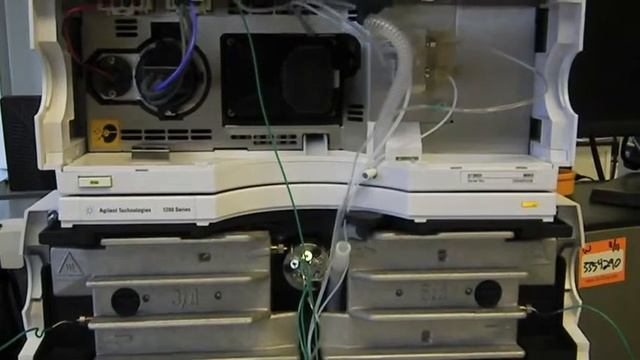 Agilent model 1200 series 7 component HPLC System on Go-Dove.com смотреть онлайн