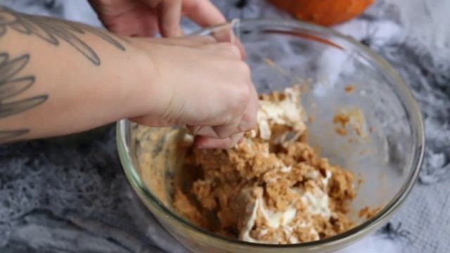 Halloween Truffle Mummies смотреть онлайн