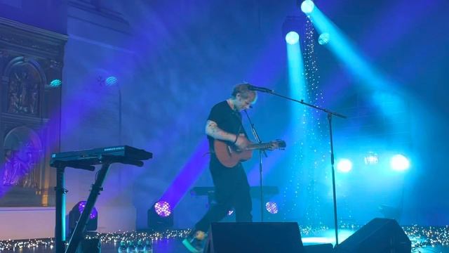 Tides - Ed Sheeran - Christmas Gig Hackney 13/12/21 смотреть онлайн