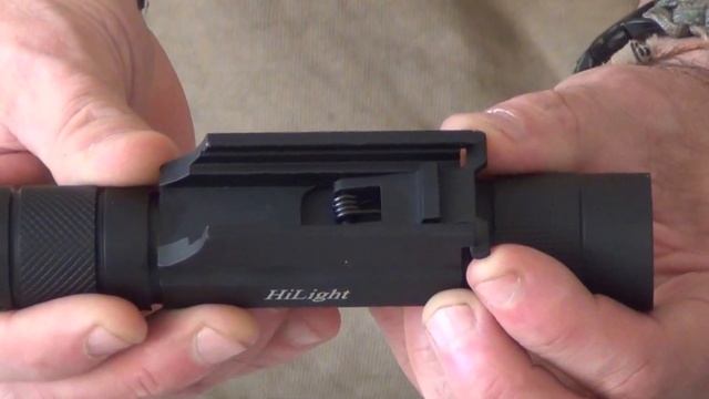 HiLight R20 600 Lumen Tactical LED Flashlight with Smart Pressure Switch смотреть онлайн