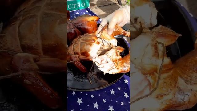горячее копчение, в коптильне сделанной из бочки. сочно и вкусно смотреть онлайн