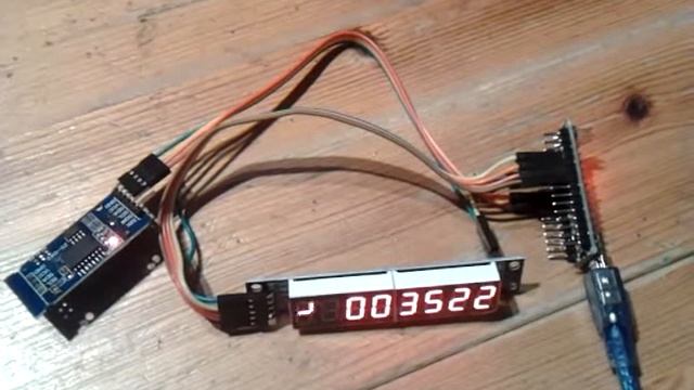 Arduino real time clock with quarter second random snake movement смотреть онлайн