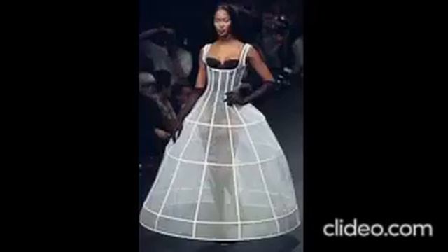 Naomi Campbell Lingerie fashion show смотреть онлайн