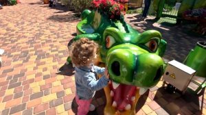 Красивый парк в Мытищах. Детские аттракционы. Гуляем с семьей.