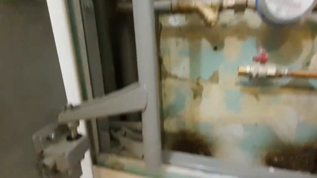 Скрытый люк в сан.узле смотреть онлайн