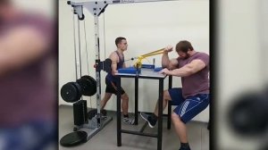 СМАЕВ. Реакция иностранцев на Силу и Возраст / Что пошло не так