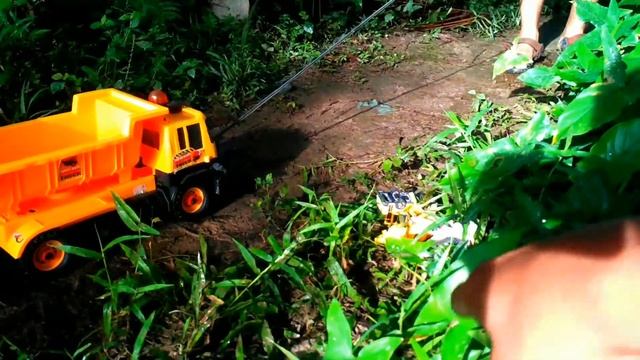 Mobil truk tronton panjang, truk sampah, Jeep, mobil balap, kereta api, pesawat, motor balap, tayo смотреть онлайн