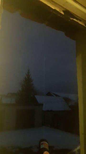 мощный лазер но не совсем есть помощнее и он тоже чёрный но только с какими-то там точками смотреть онлайн
