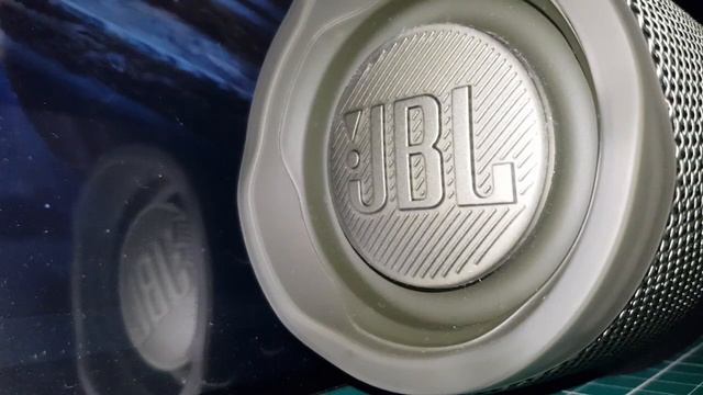 JBL CHARGE 4 - BASS TEST смотреть онлайн