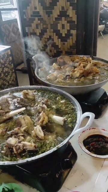 Menu Hidangan Khas Sunda | Raos Pisan #shorts смотреть онлайн