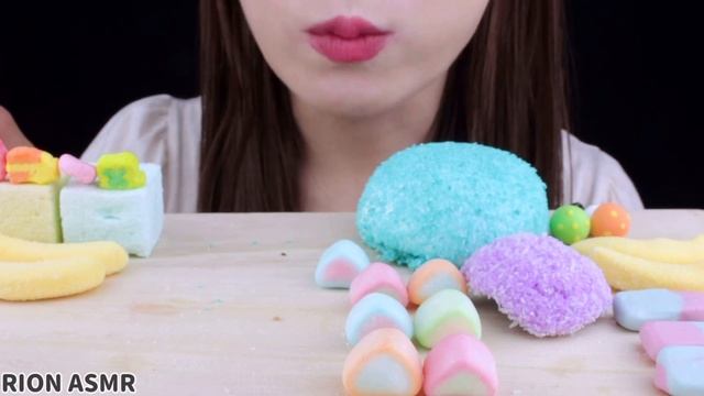 【ASMR】SNO BALLS,HOMEMADE SNO BALLS,FROZEN CRISPY MARSHMALLOW MUKBANG 먹방 EATING SOUNDS NO TALKING смотреть онлайн