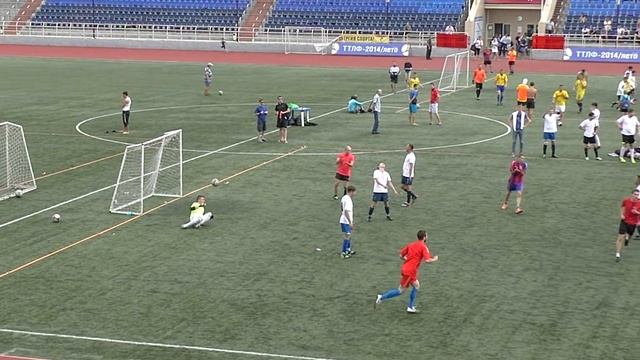 Владимир Костин из команды "Импульс" сравнивает счет в матче против "Витязя" смотреть онлайн