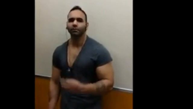 Santi Casino Quest Says Hi To His Watchers LOL смотреть онлайн
