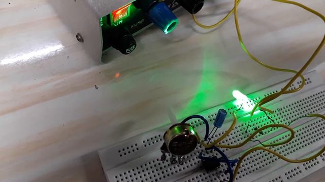 Experiment: PWM method to control LED blinking using 555 timer, potentiometer and other circuitry смотреть онлайн
