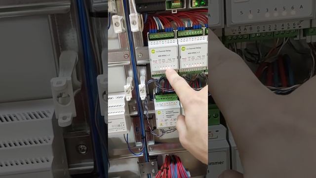wirenboard переключаем с wb-mr6c на wb-led смотреть онлайн