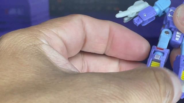 Transformers Studio Series 86 Core Class Decepticon Rumble (Blue) (KAON REVIEWS - EPISODE 289) смотреть онлайн