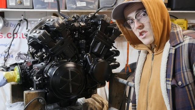 Painting a V-Max Engine! Yamaha V-Max 1200 Shoogly Shed Motors Episode 87 смотреть онлайн