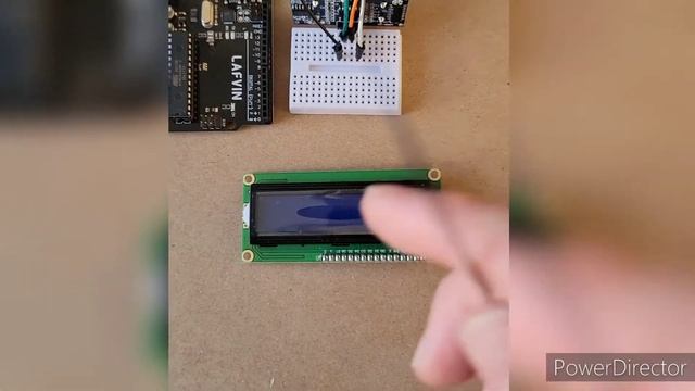 Arduino Tutorial HC-SR04 Ultrasonic Sensor with LCD Display смотреть онлайн