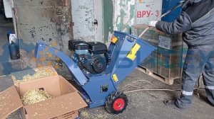 Барабанный измельчитель веток с бензиновым двигателем 18,5 л.с. РУБИТЕХ