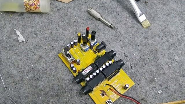 Servis Effect Behringer Noise Reducer NR300 смотреть онлайн