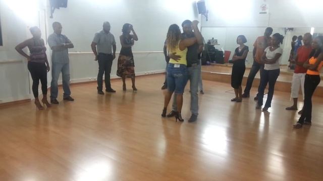 Cours de kizomba à Jarry Fitness Club смотреть онлайн