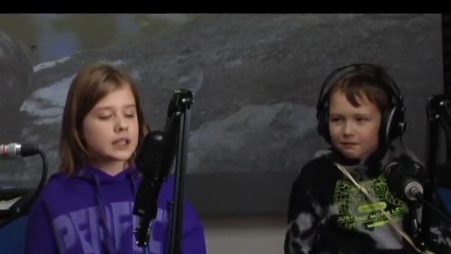 В эфире детский медиа-центр "Гравитация" смотреть онлайн