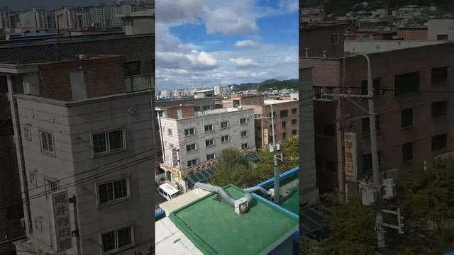 Странные звуки из неба смотреть онлайн