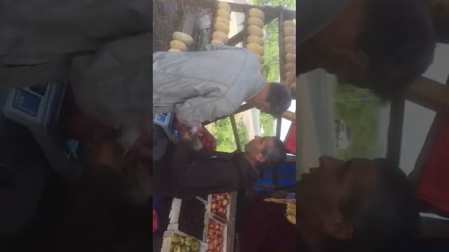 Продавец на трассе смотреть онлайн