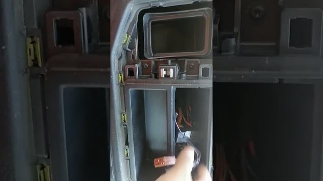 CRAFTER 2020 DESMONTAR FRENTE PARA AUTOESTEREO PANTALLA смотреть онлайн