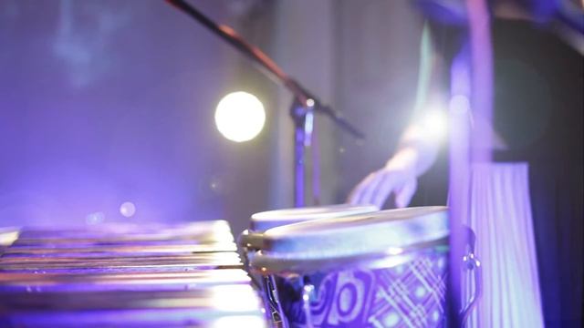 Marimba Plus Duo - музыкальный спектакль 