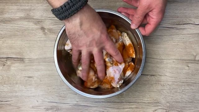 😉 How to make the most delicious barbecued chicken wings? 🔥These wings taste better than KFC. смотреть онлайн