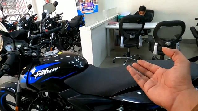 Bajaj Pulsar 150 Bs6 Single Disc 2022 Launched | New Color | Blue Black | Price | LED Light смотреть онлайн