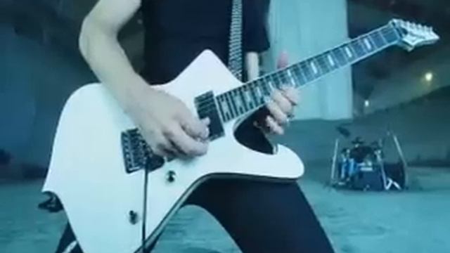 Dragonforce - Heroes Of Our Time смотреть онлайн