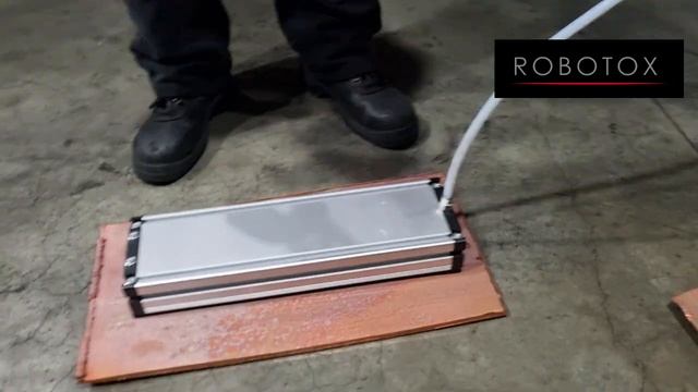 Вакуумный захват ROBOTOX перемещение объекта с неровной поверхностью смотреть онлайн