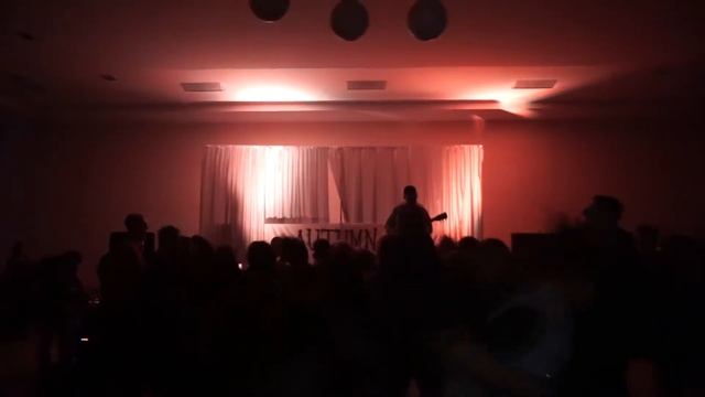 AUTUMN UNDERGROUND SADNESS GIG смотреть онлайн
