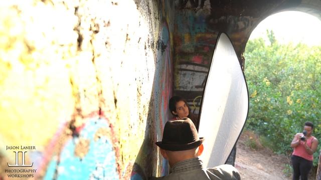 The POWER of Diffusion Part 1- NATURAL LIGHT- Using a Single Diffuser for AMAZING RESULTS смотреть онлайн