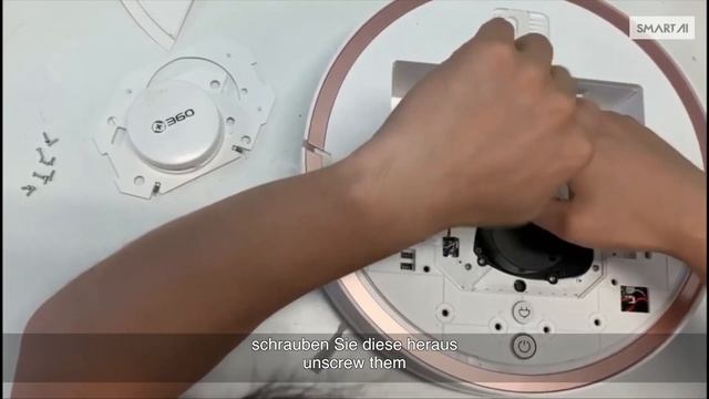 360Robot Vacuum Cleaner S5/S7 - Take off the front plate by pulling and lifting the plate смотреть онлайн