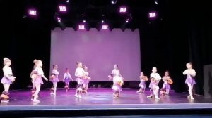 Танец Замечательный сосед Dasha TV