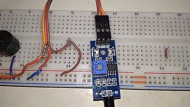 Fire/flame Detector using Flame Sensor and Arduino смотреть онлайн