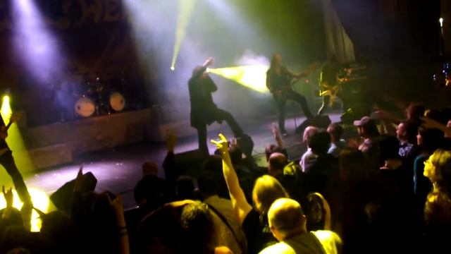 Helloween-Waiting For The Thunder -live in Minsk (30/05/2013) смотреть онлайн