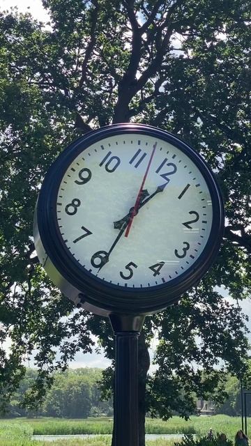 Переведи часы назад смотреть онлайн