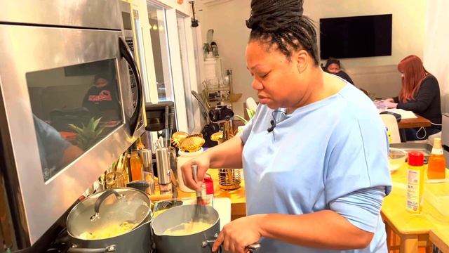 The Curtis Aikens Show #episode #9 #Chef Joi #part #2 #lobster #macNcheese смотреть онлайн