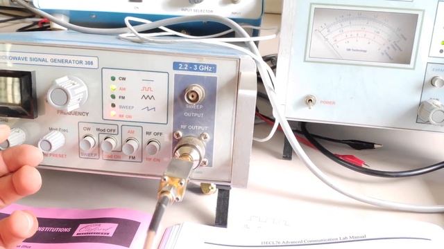 ADC Lab Microstrip Ring Resonator & dielectric constant of the substrate 15ECL76 смотреть онлайн