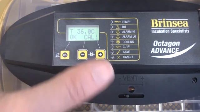 Brinsea Octagon and Mini Incubators - Calibration of temperature Clip 2 смотреть онлайн