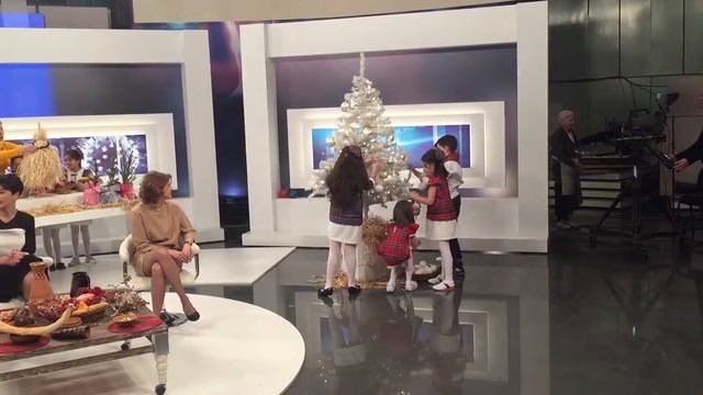 1TV -Irmushka, Elene & Nita смотреть онлайн