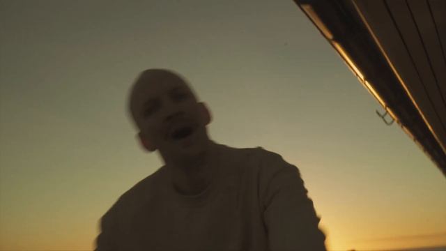 CHARLIE CHAPLIN [One Take Video] смотреть онлайн