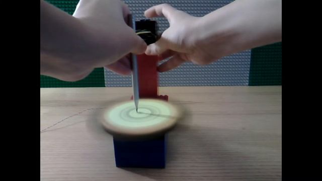 Машина для создания рисунков из Lego #1 смотреть онлайн