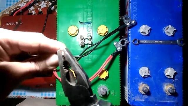 How to attach two batteries with 12v ups смотреть онлайн